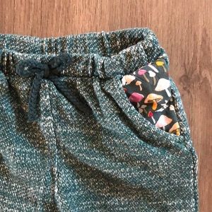 GENUINE KIDS Girls 3T sparkly sweatpants!